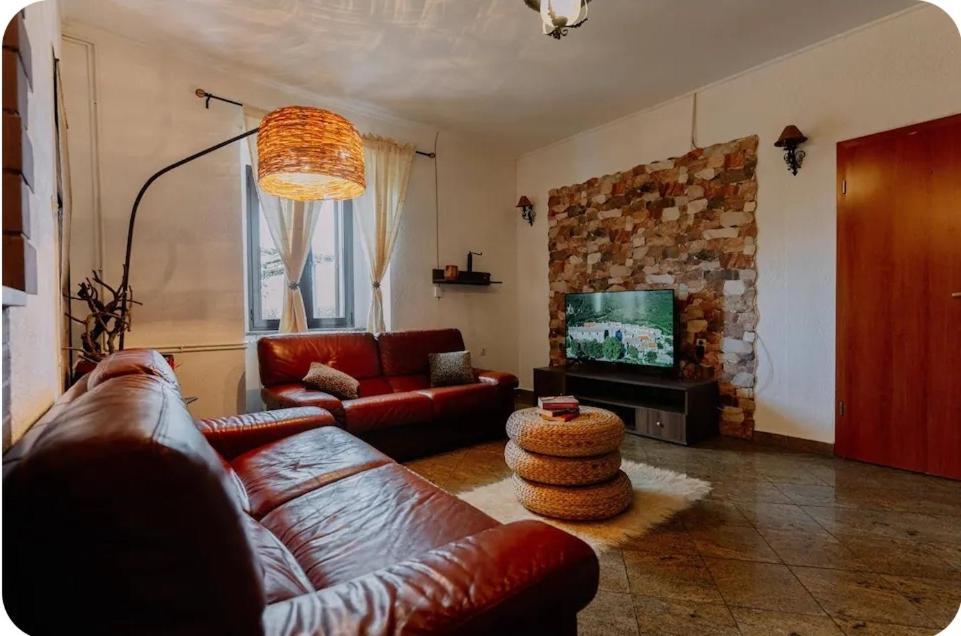 Luanas Rooms With Istrian Touch Бузет Екстер'єр фото